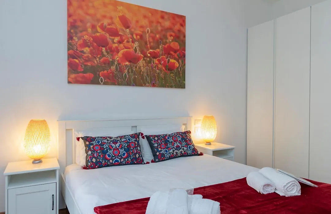 I-Host Luxury Apartment - Cherubini 6-1